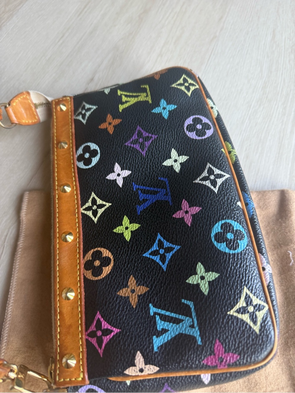 Louis Vuitton Multicolor Murakami pochette - Picture 8 of 13